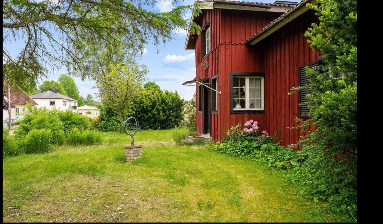 Villa Lilla Roeda Huset. à Sjotofta Extérieur photo