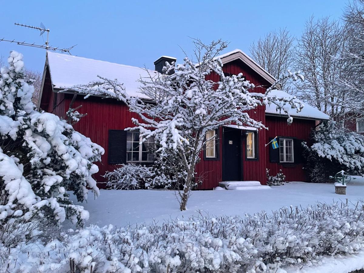 Villa Lilla Roeda Huset. à Sjotofta Extérieur photo