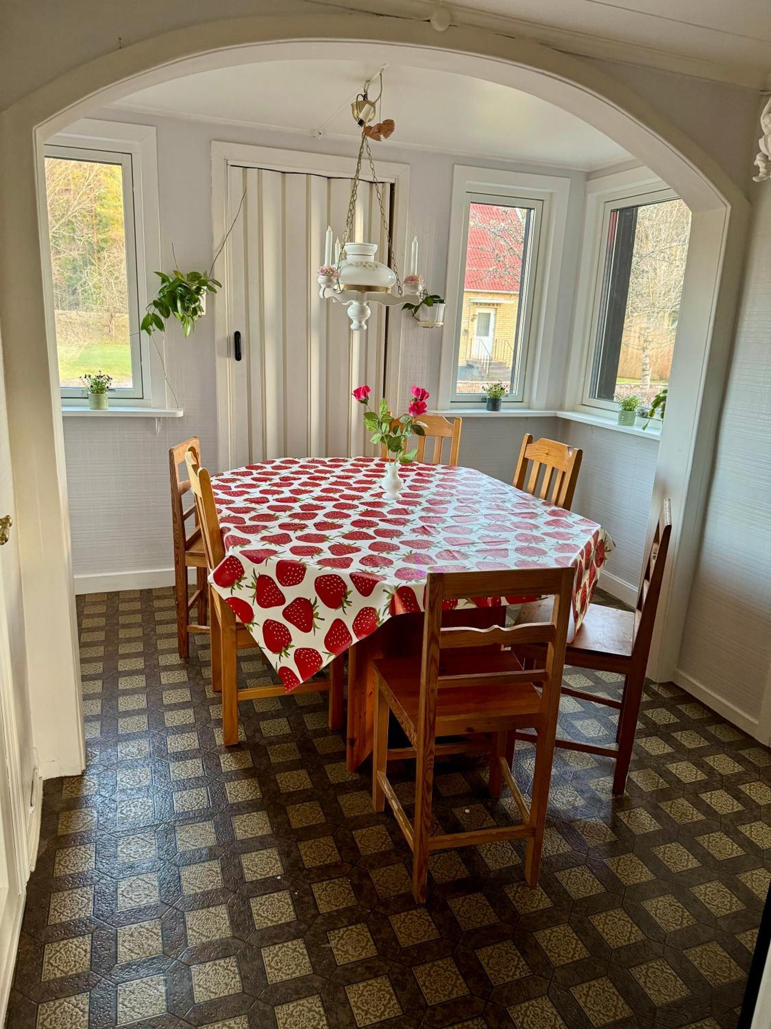 Villa Lilla Roeda Huset. à Sjotofta Extérieur photo